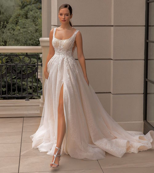 Legs for days: dresses that show off those gams! - Today's Bride